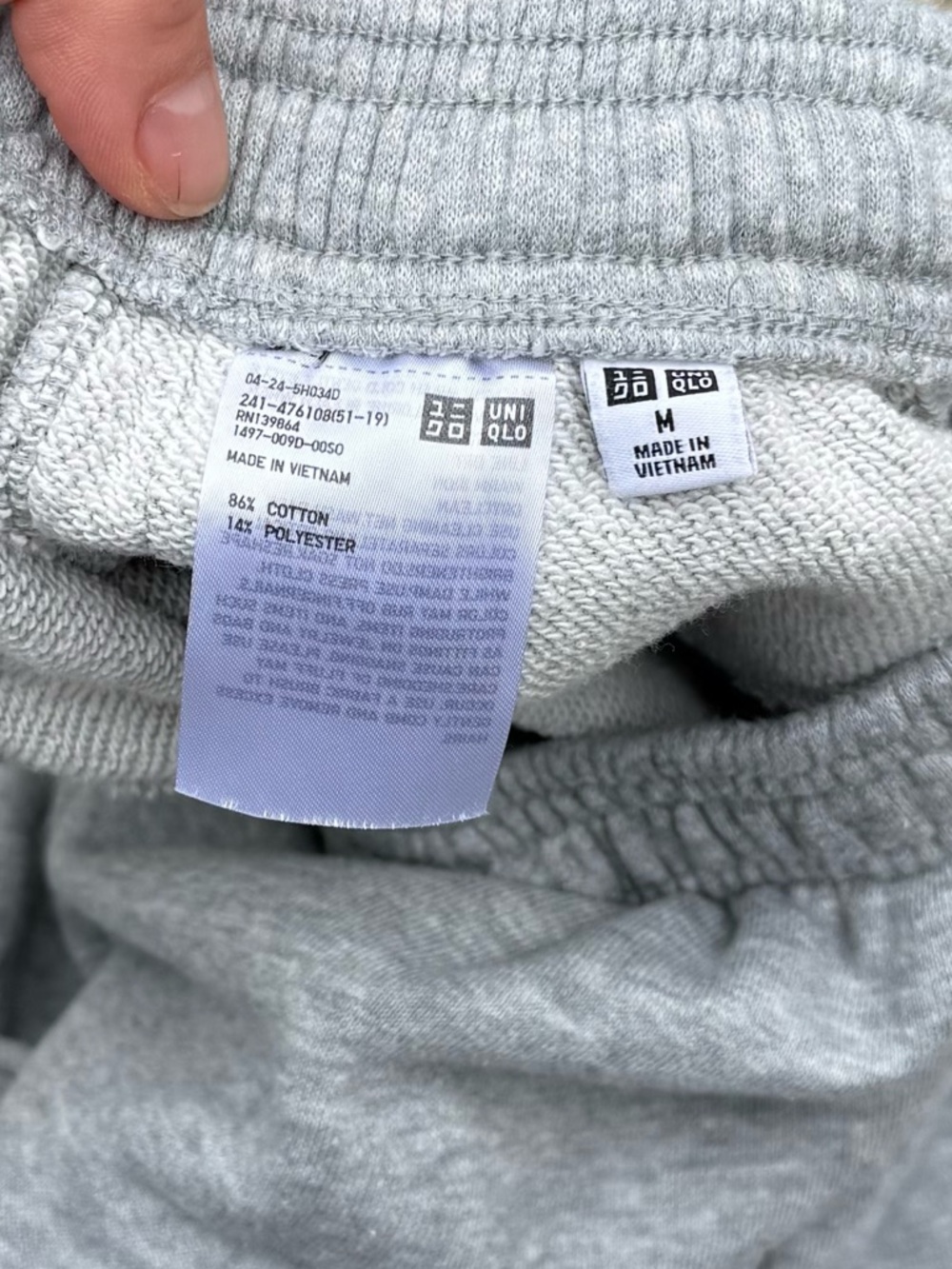 Uniqlo Wide-Leg Sweatpants Size M Fleece-Lined Elastic Waist Athleisure - Picture 9 of 11